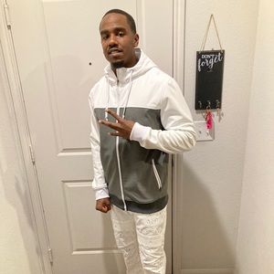 Meet your Posher, Reginald